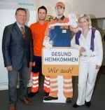 HR Mag. Karl Lautner, "Pappfigur-Modell" Michael Thomberger, Verkehrslandesrätin Mag. Kristina Edlinger-Ploder (v.l.) HR Mag. Karl Lautner, "Pappfigur-Modell" Michael Thomberger, Verkehrslandesrätin Mag. Kristina Edlinger-Ploder (v.l.)