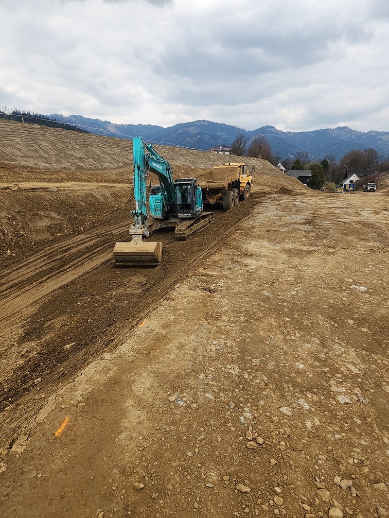 Bilder während des Baus des Projektes