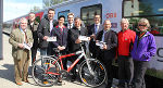 Großer Bahnhof bei der Präsentation der neuen Radwaggons. © ÖBB