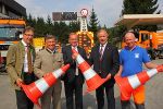 Ligists Bürgermeister Johann Nestler, Landesrat Gerhard Kurzmann, ASFINAG-Vorstand Alois Schedl, Kärntens Landeshauptmann Gerhard Dörfler und Markus Bohle, Mitarbeiter der Autobahnmeisterei Unterwald (v.l.)