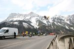 Spektakuläre Flugbilder inklusive Landung auf der Kremplgrabenbrücke. © A16 Spektakuläre Flugbilder inklusive Landung auf der Kremplgrabenbrücke.