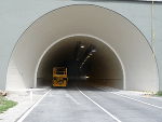 Rund einen Monat früher als geplant konnte die Sperre im Gratkorner Hausbergtunnel aufgehoben werden.