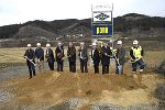 Landesrat Anton Lang, ASFINAG-Geschäftsführer Rainer Kienreich, Bürgermeister Christian Sander und Vertreter der Baufirma sowie der Baubezirksleitung Obersteiermark Ost. © Stadgemeinde Kindberg