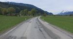Neben der L 740 auf der linken Seite wird der Geh- und Radweg gebaut.