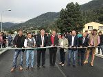 Volksfeststimmung und jede Menge Politprominenz anlässlich der Verkehrsfreigabe der neune Schöttelbachbrücke. © Land Steiermark