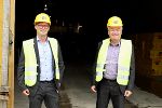 Weiz Bgm. Erwin Eggenreich (l.) und LH-Vize Anton Lang sehnen die Verkehrsfreigabe herbei. © prtrumler/Tost