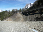 Ab 25. April startet an der Waldbachbrücke der eigentliche Dammbau.