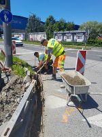 Großteils sind die Gehsteigleisten bereits erneuert. © A16