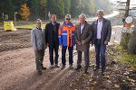 Hans Peter Iraschko, Vzbgm. Eisenerz, Bernd Pitner, Baubezirksleiter Obersteiermark Ost, Josef Pappenreiter von der VA Erzberg, LH-Stv. Anton Lang und Andreas Kammersberger von der A 16 (v.l.). © Land Steiermark