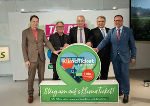 Bernhard Breid (A16), Peter Gspaltl (Verkehrsverbund), LH-Stv. Anton Lang, Franz Weintögl (GKB) und Peter Wallis (ÖBB, v.l.). © Land Steiermark/Resch