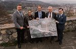 Landesbaudirektor Andreas Tropper, Landtagsabgeordnete Cornelia Izzo, Bürgermeister Fritz Kratzer, Verkehrsreferent LH-Stv. Anton Lang und Landtagsabgeordneter Stefan Hofer (v.l.). © Land Steiermark/Resch