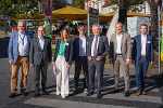 Präsentation der steirischen Fußverkehrsstrategie in Weiz: Dieter Schwab (Walkspace), LR Hans Seitinger, Wiebke Unbehaun (BMK), Bgm. Erwin Eggenreich, LH-Stv. Anton Lang, Günter Getzinger (TU Graz) und Peter Sturm (Abteilung 16). © Land Steiermark; Verwendung bei Quellenangabe honorarfrei Präsentation der steirischen Fußverkehrsstrategie in Weiz: Dieter Schwab (Walkspace), LR Hans Seitinger, Wiebke Unbehaun (BMK), Bgm. Erwin Eggenreich, LH-Stv. Anton Lang, Günter Getzinger (TU Graz) und Peter Sturm (Abteilung 16).