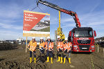 ÖBB Infra Projektleiter Klaus Schneider, ÖBB Infra Geschäftsbereichsleitung Christina Rebernik, LH-Stv. Anton Lang, Bgm. Karl Mayrhold, LAbg. Udo Hebesberger (v.l.) © ÖBB/Chris Zenz